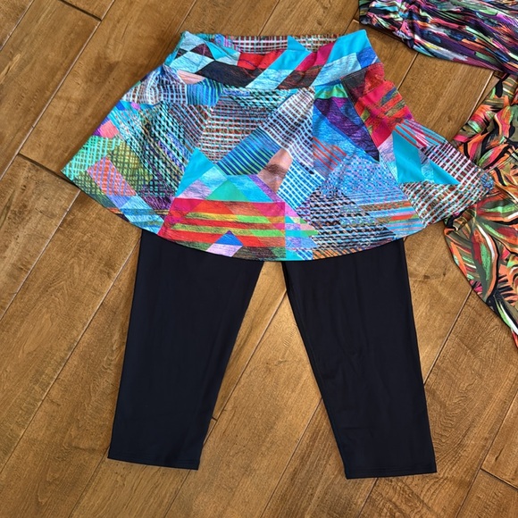 Donna Jo Capri Skirted Leggings 3 Pair - Picture 2 of 14